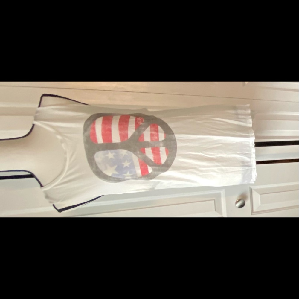 DESIGNED BY BILlABONG!!!! NWOT TANK TOP
